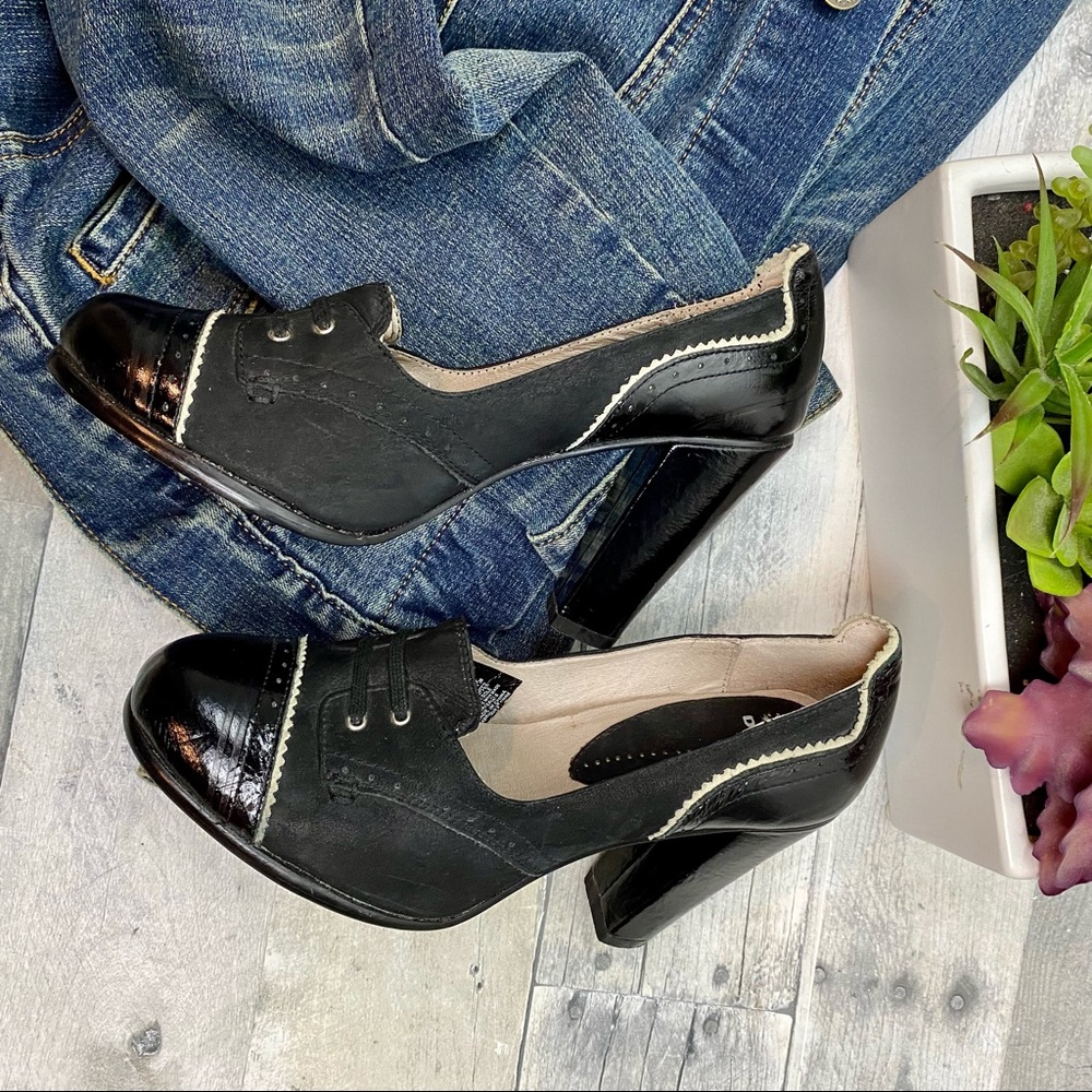 Diesel Black patent Oxford Tiiu heels size 7.5